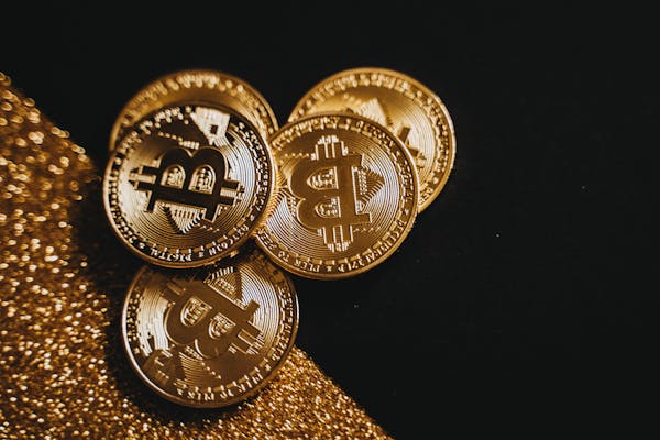 The Future of E-Commerce: Cryptocurrencies as a Mainstream Payment Method