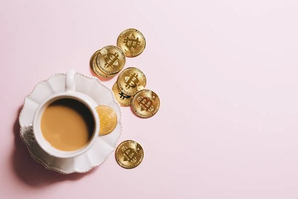 The Role of Smart Contracts in E-Commerce Transactions